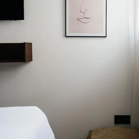 Du Lyonnais Hotel